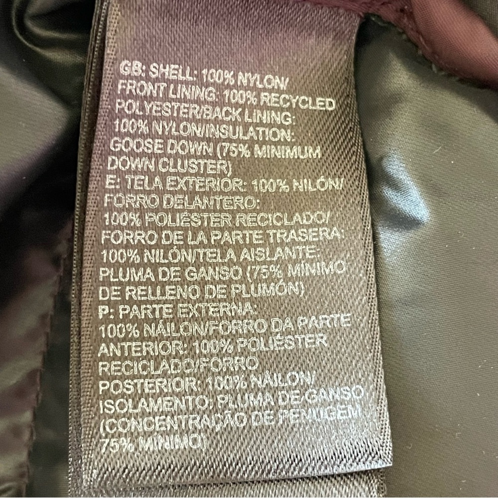 The North Face Puffy 700 Down Filled Purple Vest Size Medium - Picture 9 of 11